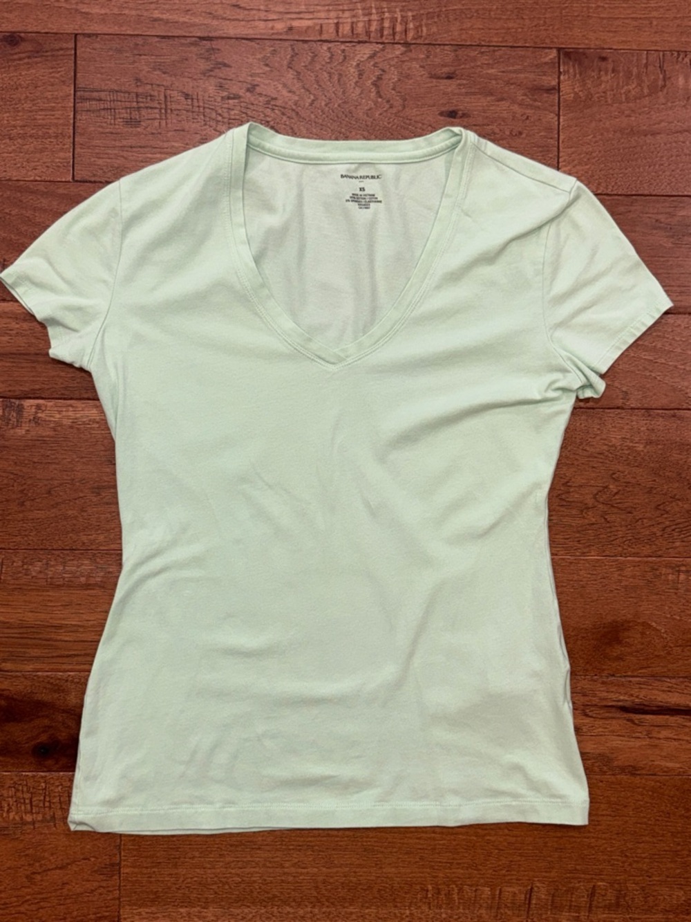 Banana Republic Women’s V-Neck Cotton Blend Short-Sleeve Shirt - Size XS